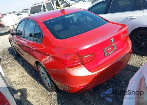 2012 BMW 328I из США, поврежденный, VIN WBA3A5G5XCNP17115